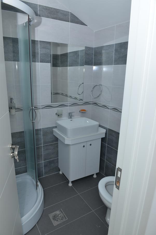 Atina Lux Hostel Λέσκοβατς Εξωτερικό φωτογραφία